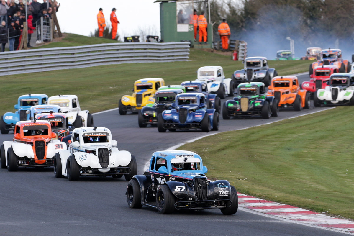 Legendary weekend at Oulton Park